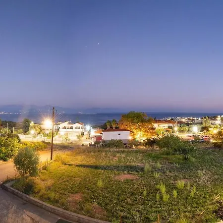 όμορφο παραθασυγκρότημα ενοικιαζόμενων καταλυμάτων ως ολόκληρος χώρος - Chrani, ελλάδαλάσσιο 別荘 チラニ