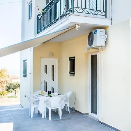 όμορφο παραθασυγκρότημα ενοικιαζόμενων καταλυμάτων ως ολόκληρος χώρος - Chrani, ελλάδαλάσσιο بيت للعطل