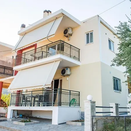 όμορφο παραθασυγκρότημα ενοικιαζόμενων καταλυμάτων ως ολόκληρος χώρος - Chrani, ελλάδαλάσσιο * חראני